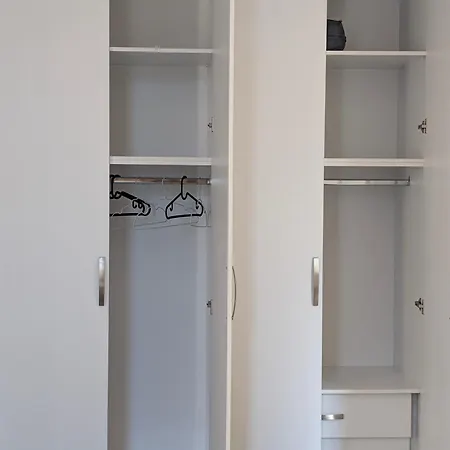 Kenella 1 * Влёра